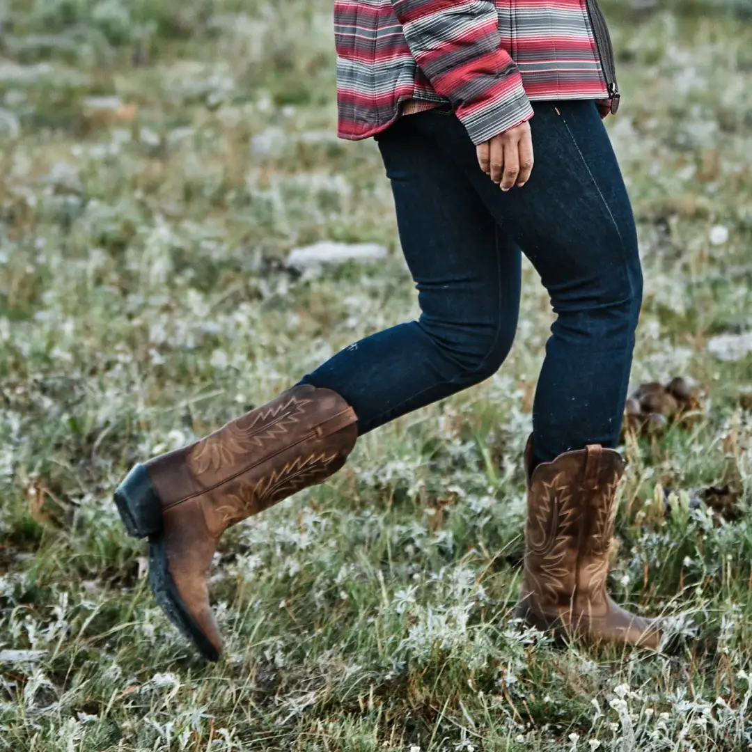 Ariat Womens Heritage R Toe Western Boots - Image 2