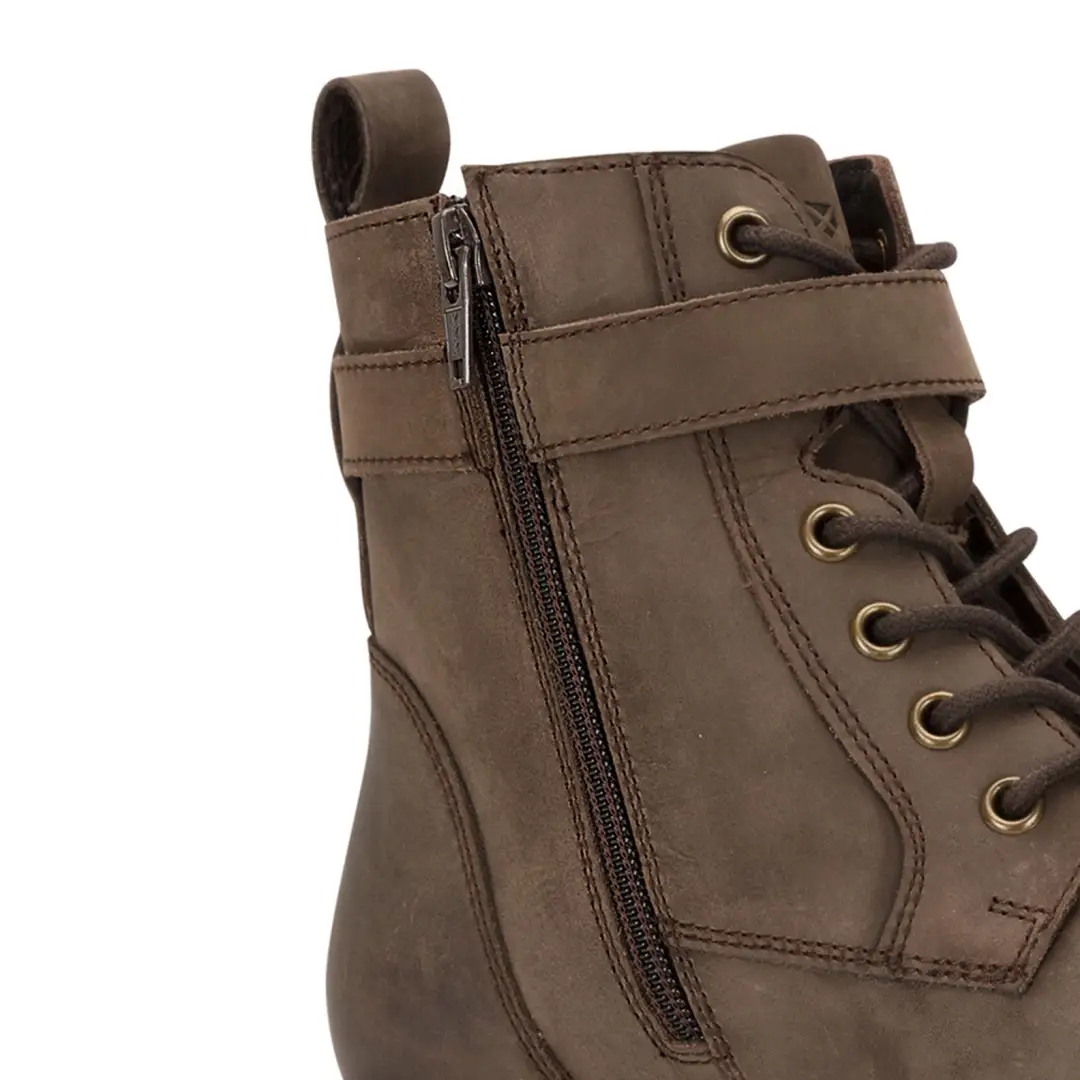Hoggs of Fife Ladies Bridle Buckle Boots - Image 4