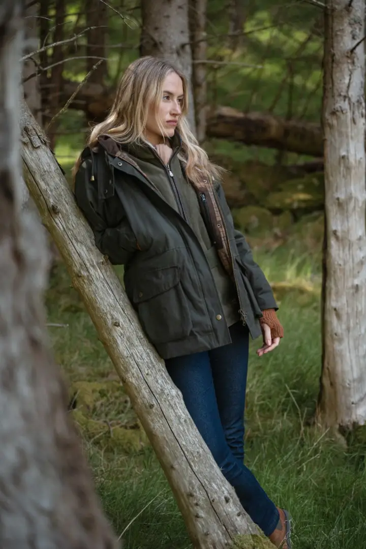 Hoggs of Fife Ladies Kelso Waterproof Wax Jacket - Image 2