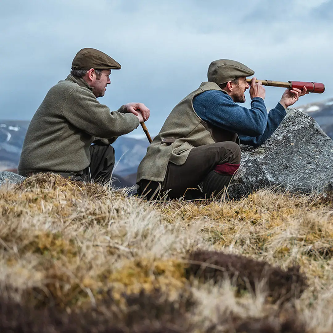 Hoggs Of Fife Melrose II Crew Pullover - Image 4