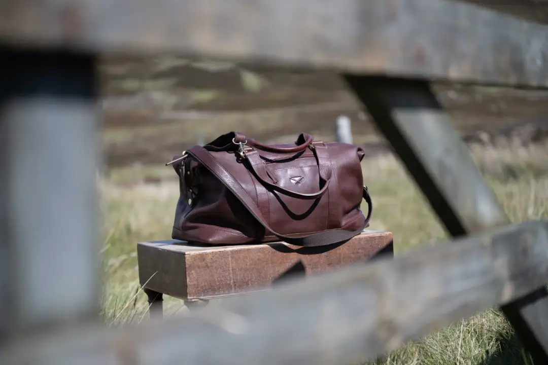 Hoggs of Fife Monarch Leather Carryon Holdall - Image 4