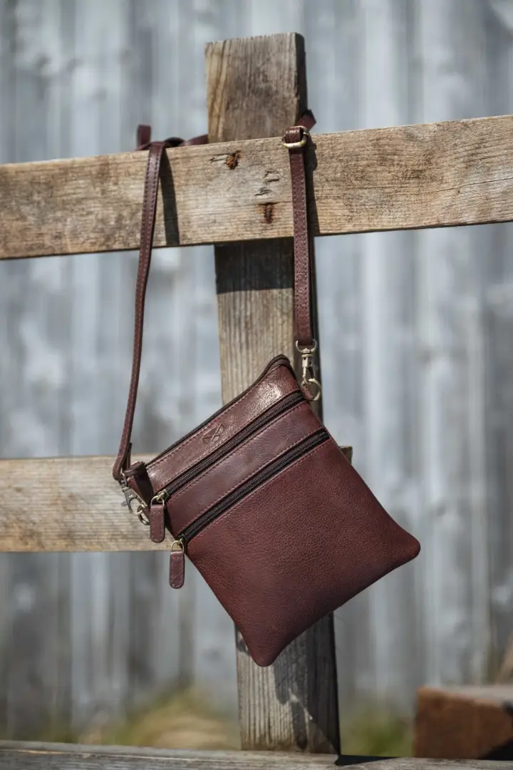 Hoggs of Fife Monarch Leather Travel Organiser - Image 2
