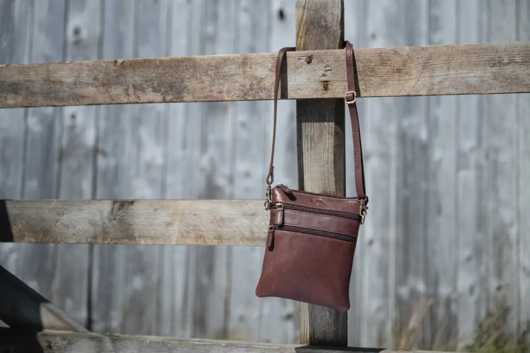 Hoggs of Fife Monarch Leather Travel Organiser - Image 5