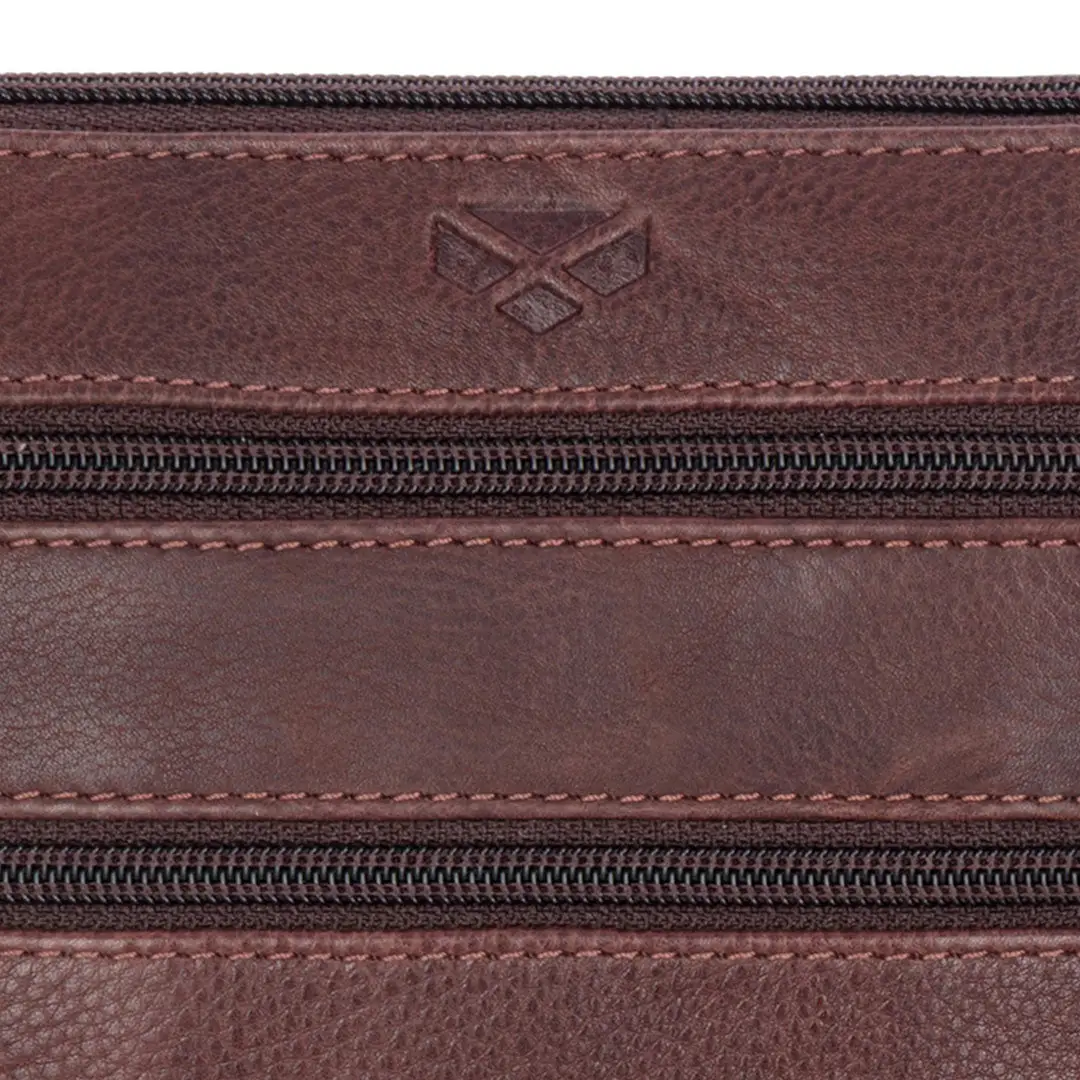 Hoggs of Fife Monarch Leather Travel Organiser - Image 6