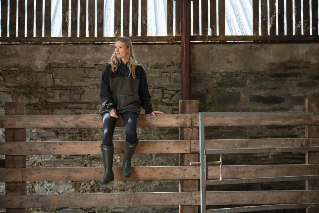 Hoggs of Fife Skye Ladies Active Thermal Leggings - Image 4