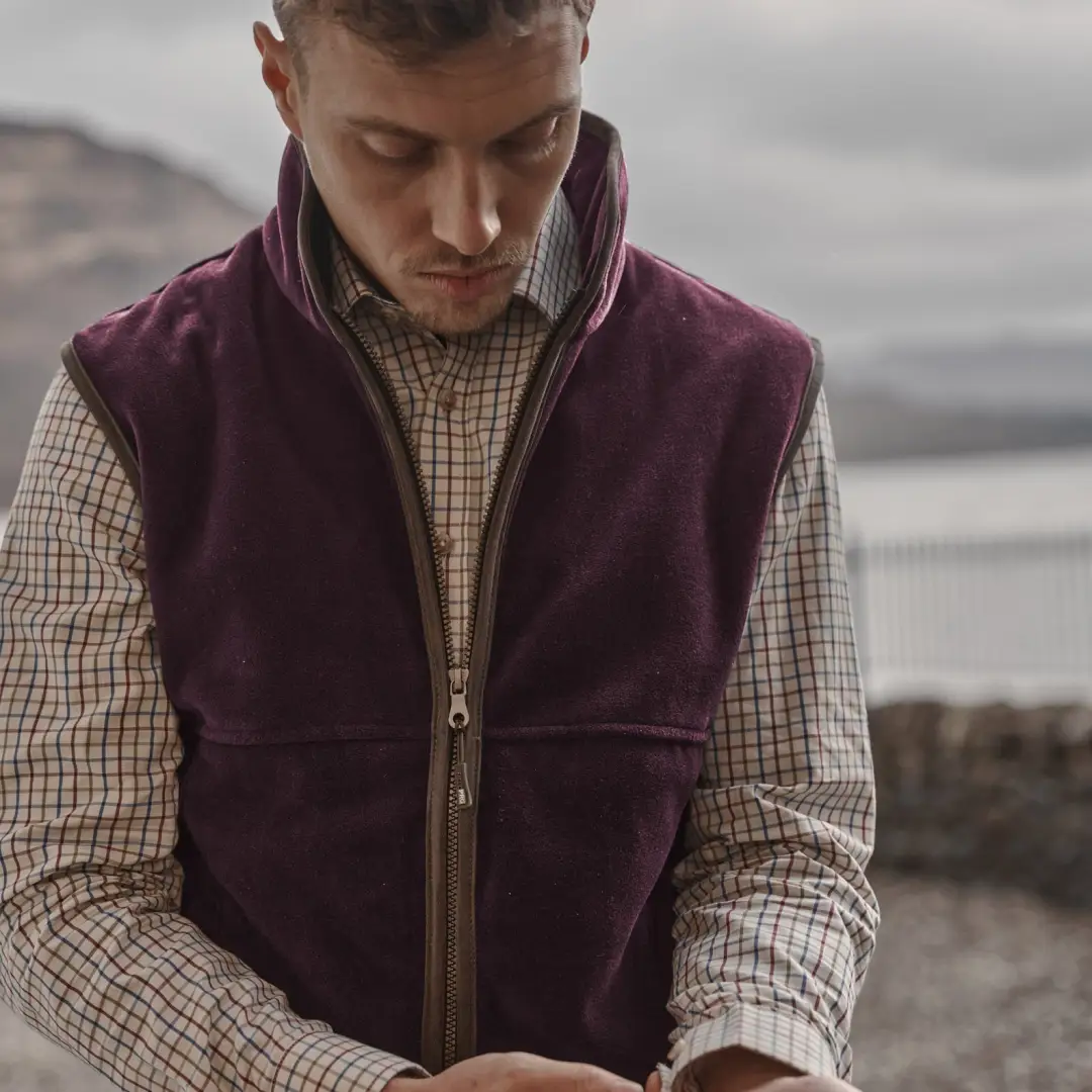 Hoggs of Fife Stenton Technical Fleece Gilet - Image 3
