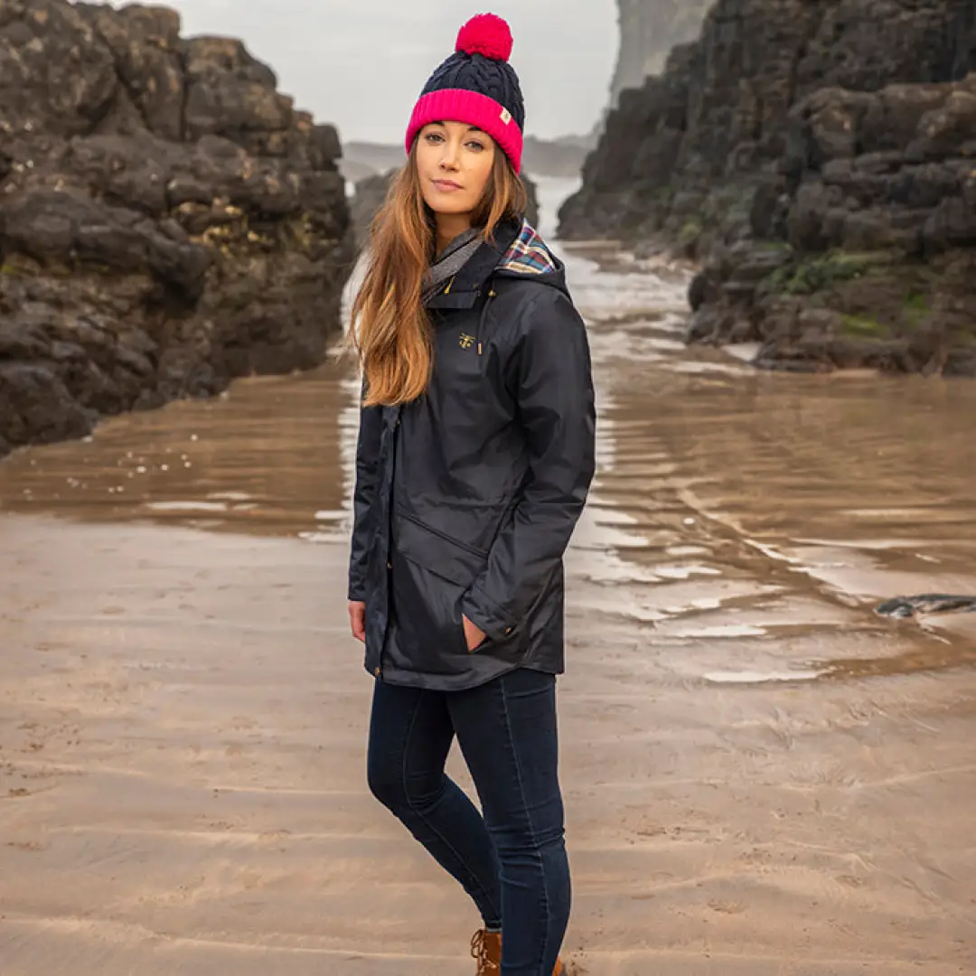 Lighthouse Kendal Raincoat - Image 3