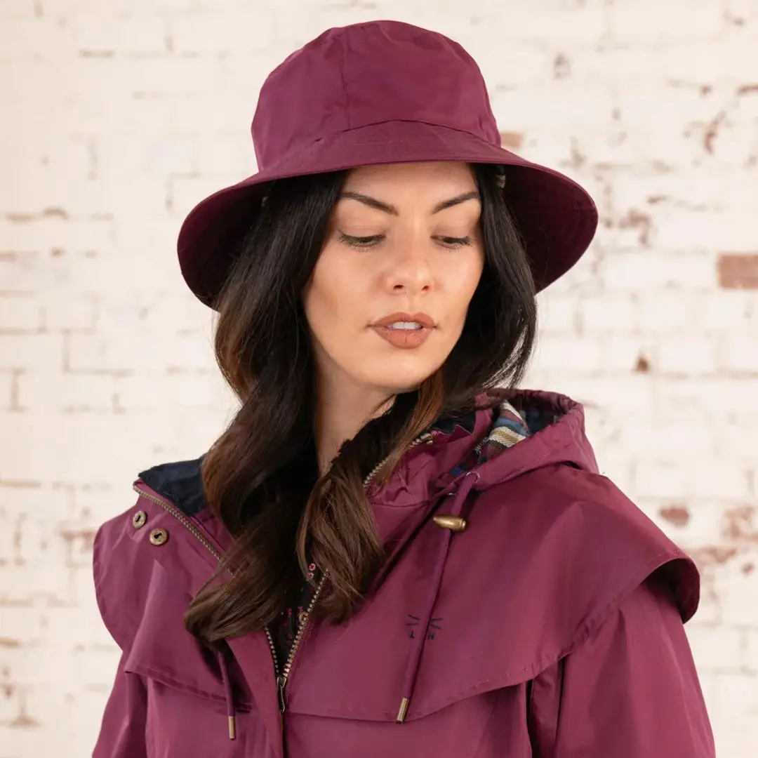 Lighthouse Storm Waterproof Ladies Hat - Image 2