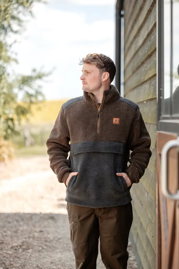 New Forest Fox Fibre Pile Fleece - Image 5