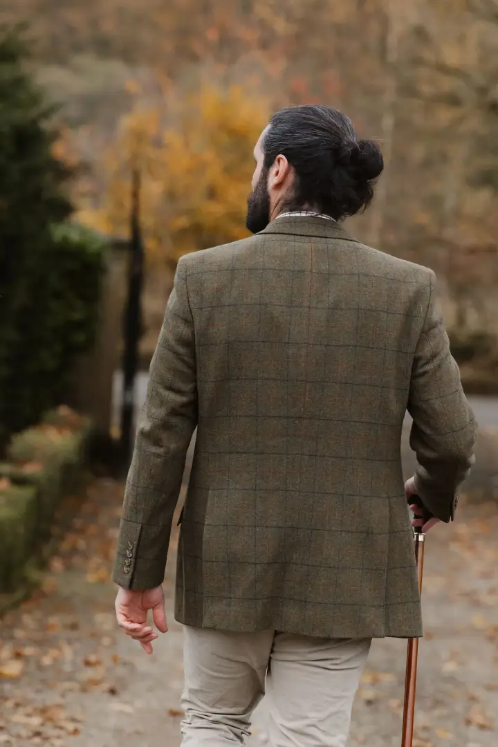 New Forest Premium 100% Wool Tweed Waistcoat - Image 8