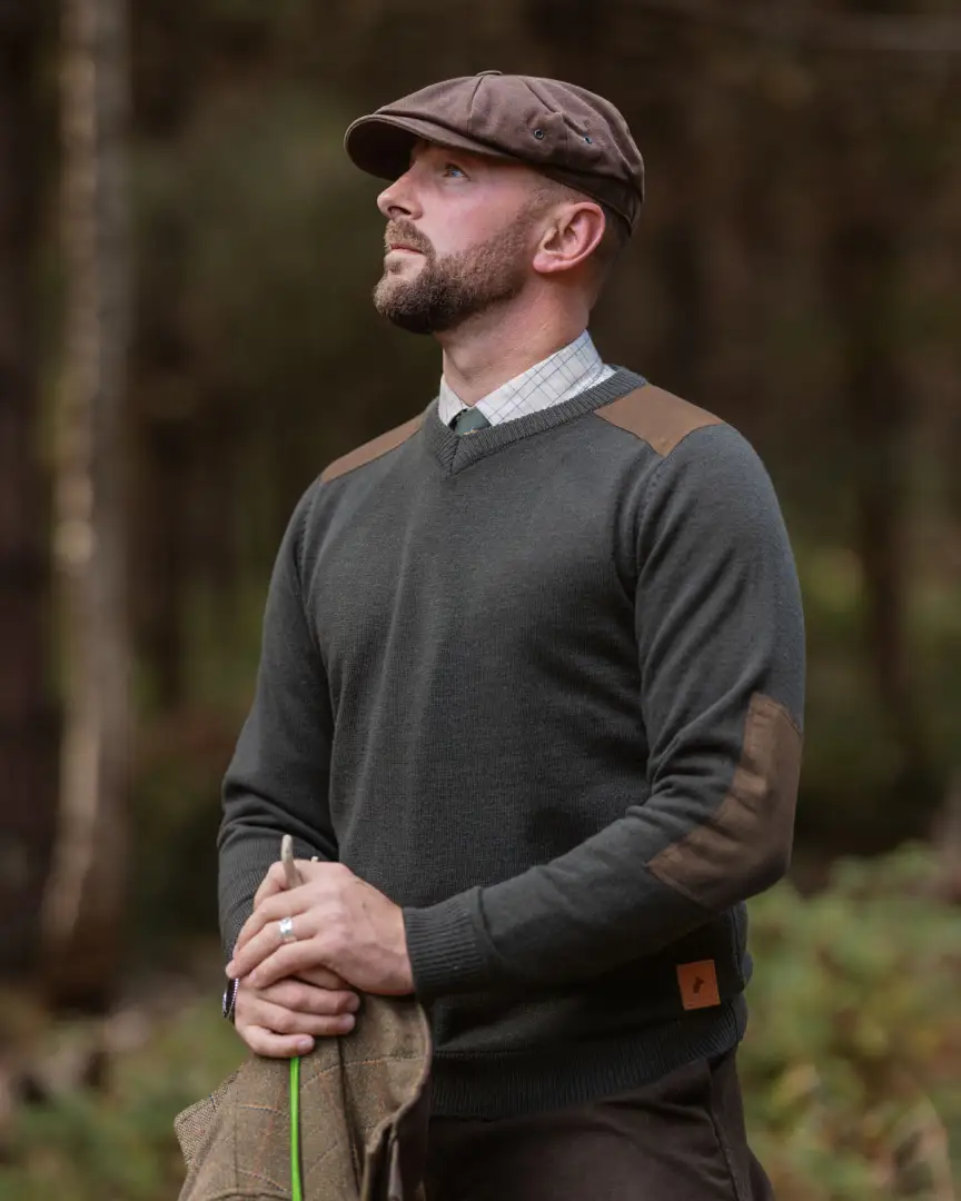 New Forest Raven V Neck Jumper - Image 2
