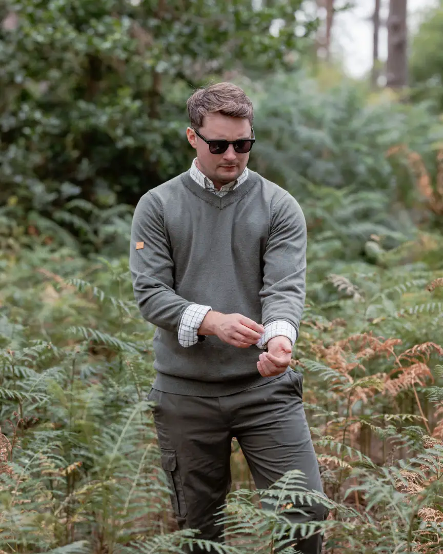 New Forest V-Neck Jumper - Image 5