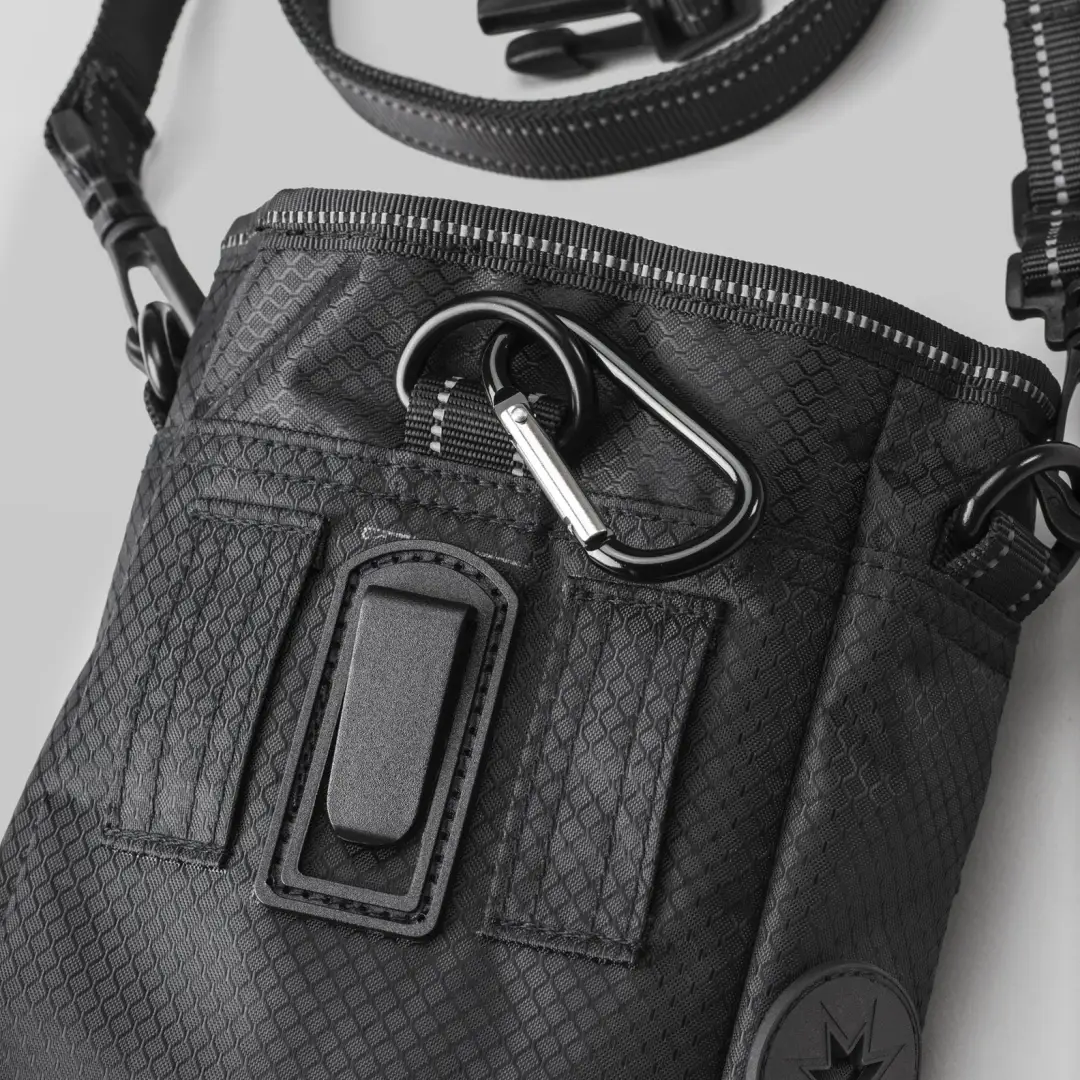 Pinewood Small Dog Sports Bag - Image 3