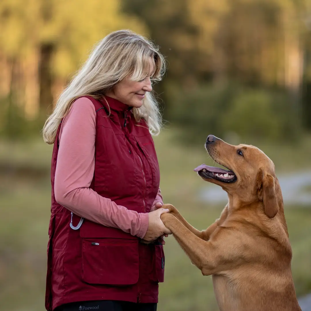 Pinewood Womens Dog Sports Trainer Vest - Image 3