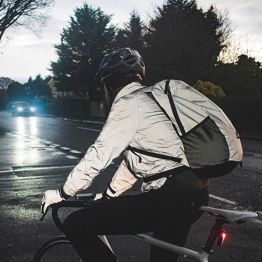Proviz REFLECT360 Cycling & Commuting Backpack - 30 Litres - Image 3