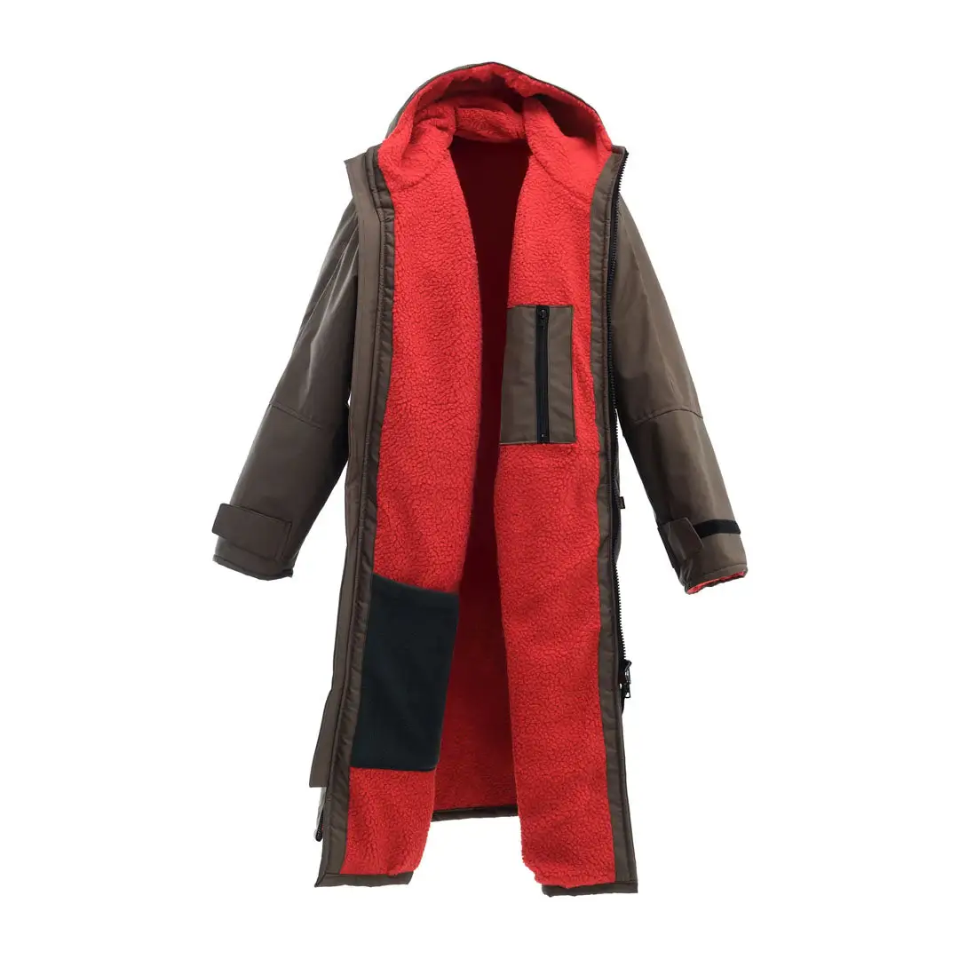 Redback Robe - Image 2