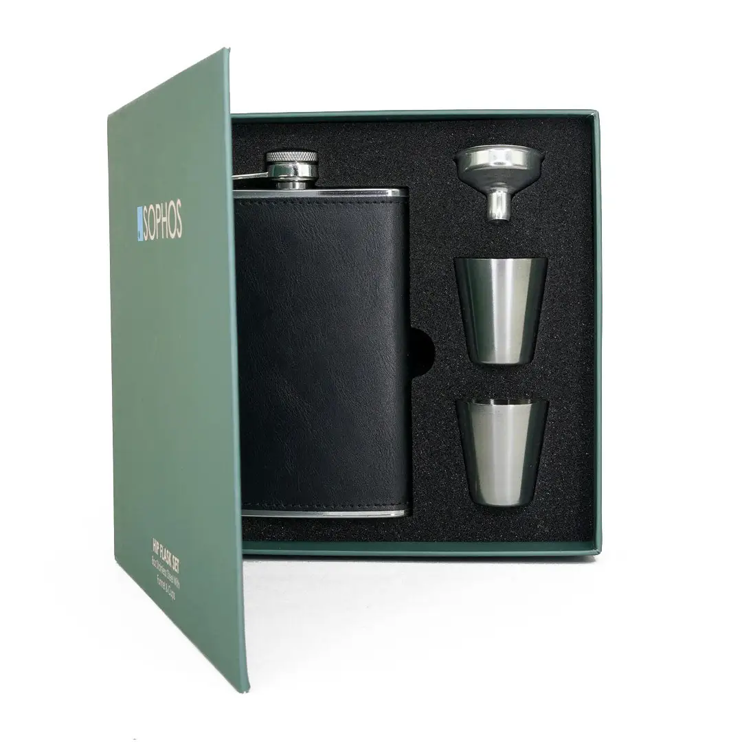 Sophos 4 Piece Hip Flask Set - Image 3