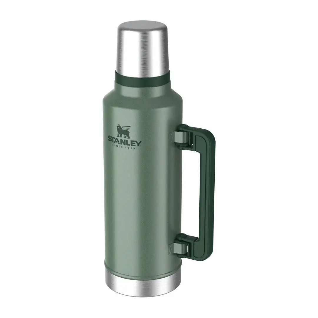Stanley Classic Vacuum Bottle 1.9L - Image 2