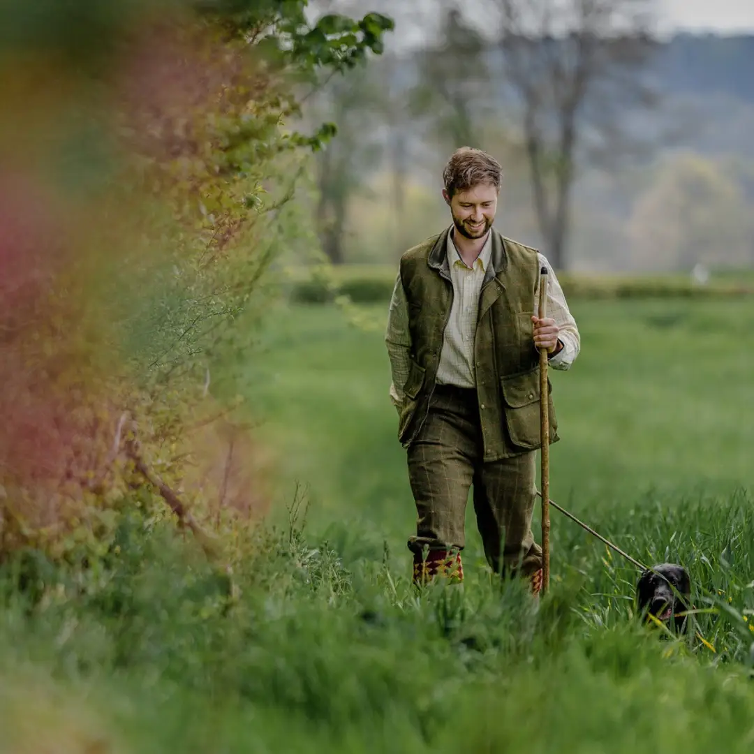 New Forest Tweed Gilet - Image 7