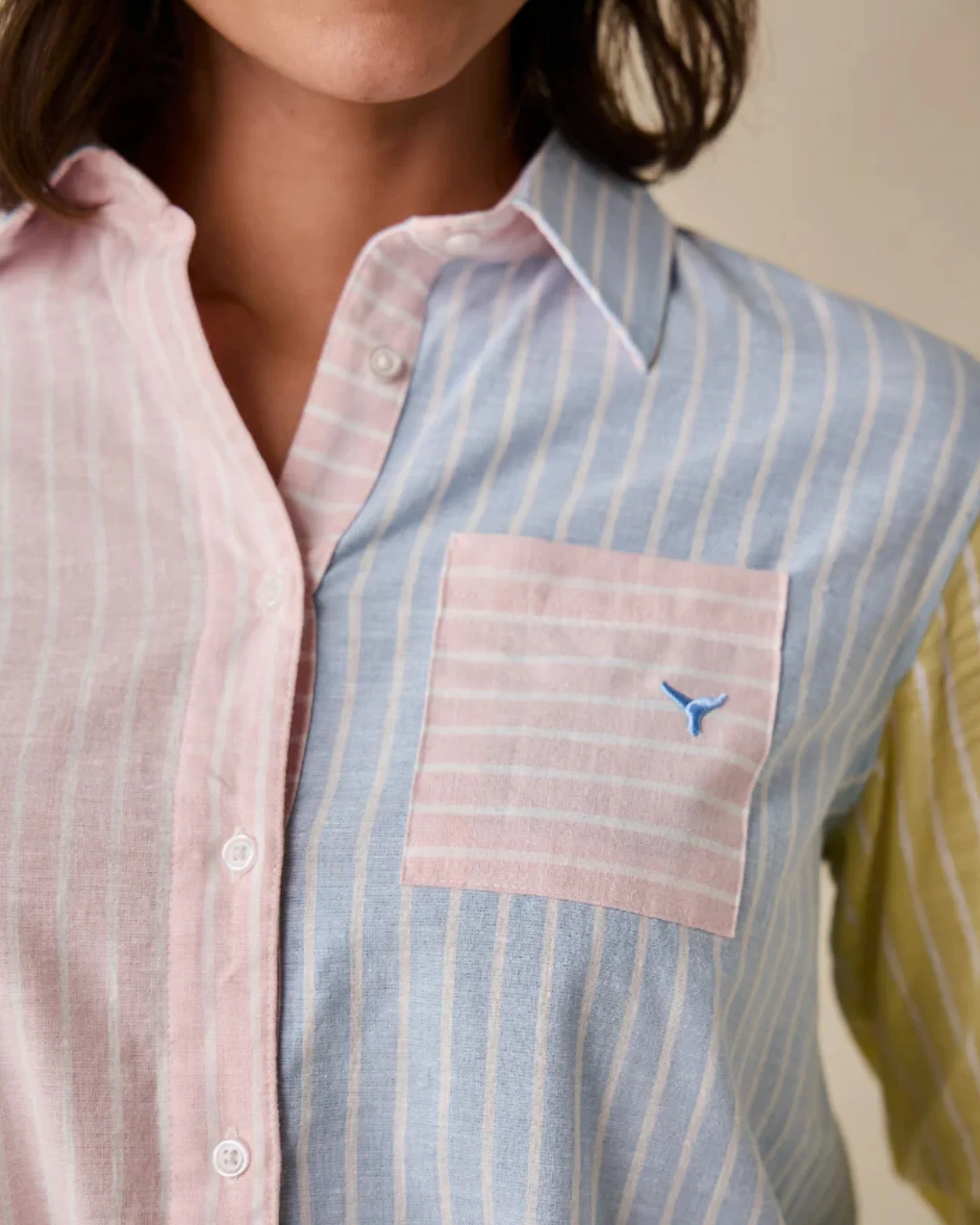 Whale of a Time Womens Banbury Linen Shirt - Image 6
